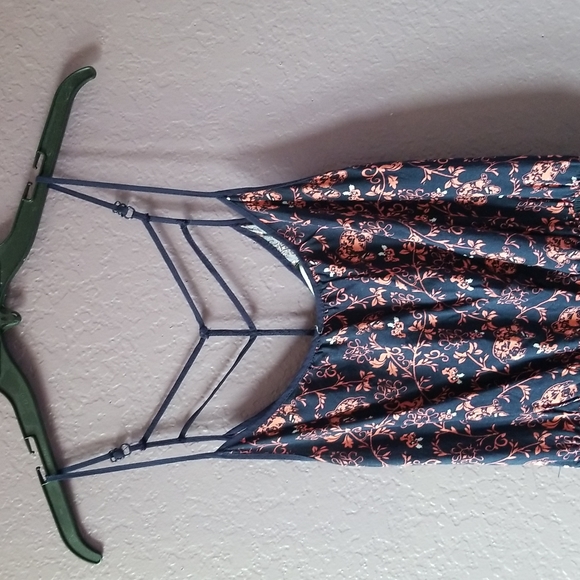 J for Justify Dress - Picture 2 of 8